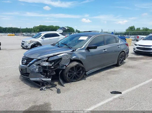 1N4AL3AP0HC229111 2017 NISSAN ALTIMA - Image 2