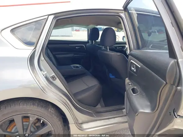1N4AL3AP0HC229111 2017 NISSAN ALTIMA - Image 8