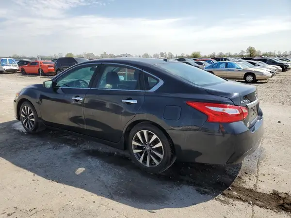 1N4AL3AP0HC229657 2017 NISSAN ALTIMA - Image 2
