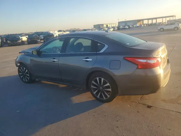 1N4AL3AP0HC232042 2017 NISSAN ALTIMA - Image 2