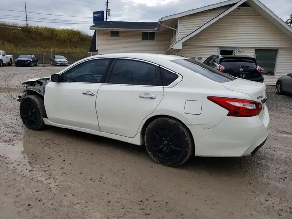 1N4AL3AP0HC233952 2017 NISSAN ALTIMA - Image 2