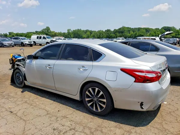 1N4AL3AP0HC234079 2017 NISSAN ALTIMA - Image 2