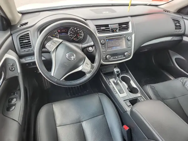 1N4AL3AP0HC235961 2017 NISSAN ALTIMA - Image 8
