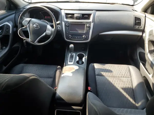 1N4AL3AP0HC237564 2017 NISSAN ALTIMA - Image 8