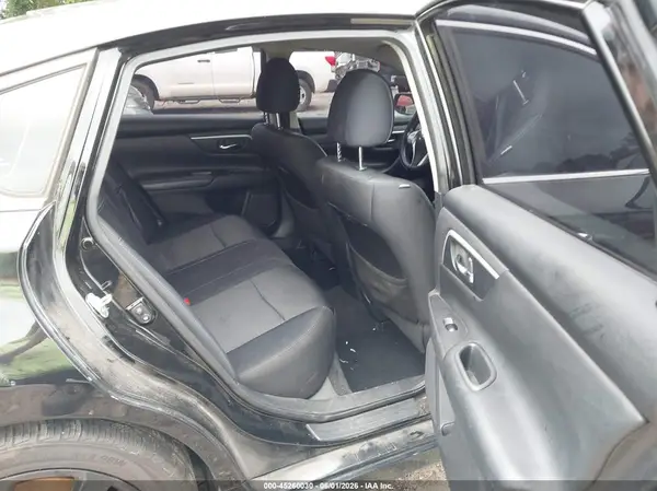 1N4AL3AP0HC238357 2017 NISSAN ALTIMA - Image 8