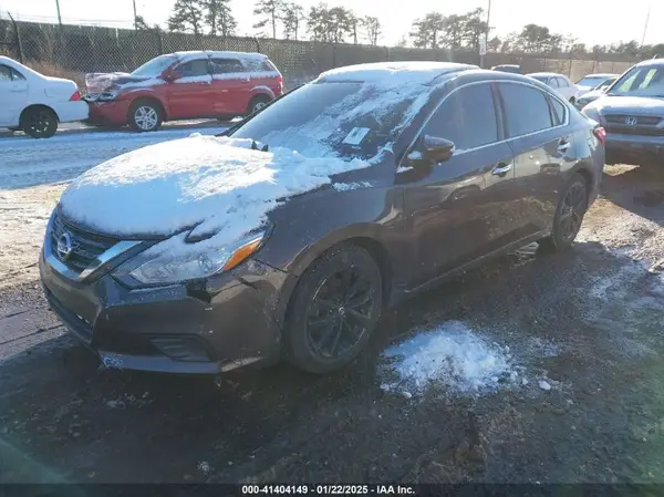 1N4AL3AP0HC240271 2017 NISSAN ALTIMA - Image 2