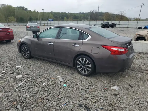 1N4AL3AP0HC240304 2017 NISSAN ALTIMA - Image 2
