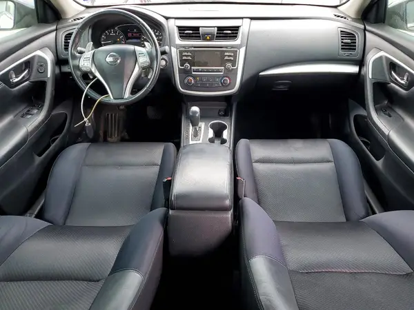 1N4AL3AP0HC240531 2017 NISSAN ALTIMA - Image 8