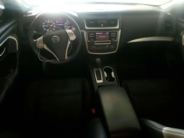 1N4AL3AP0HC242635 2017 NISSAN ALTIMA - Image 8