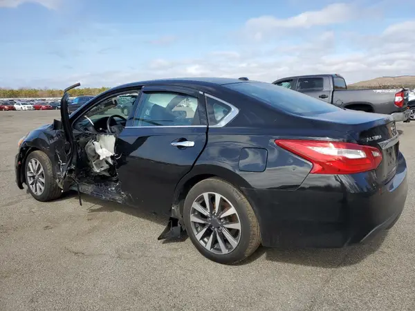 1N4AL3AP0HC243400 2017 NISSAN ALTIMA - Image 2