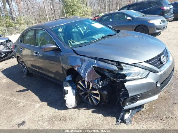 1N4AL3AP0HC245499 2017 NISSAN ALTIMA - Image 1