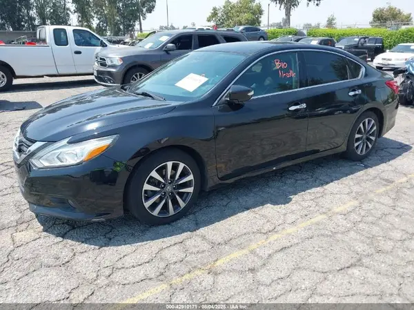 1N4AL3AP0HC246331 2017 NISSAN ALTIMA - Image 2