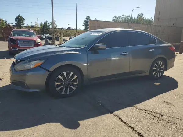 1N4AL3AP0HC246393 2017 NISSAN ALTIMA - Image 1