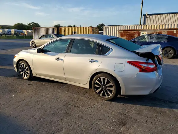 1N4AL3AP0HC249486 2017 NISSAN ALTIMA - Image 2
