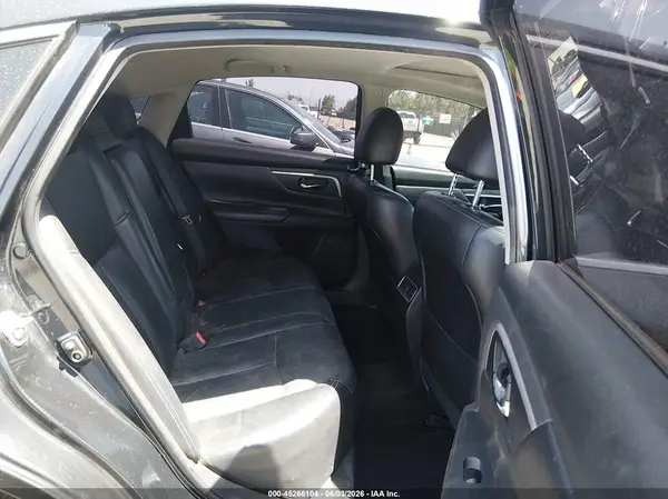 1N4AL3AP0HC250394 2017 NISSAN ALTIMA - Image 8