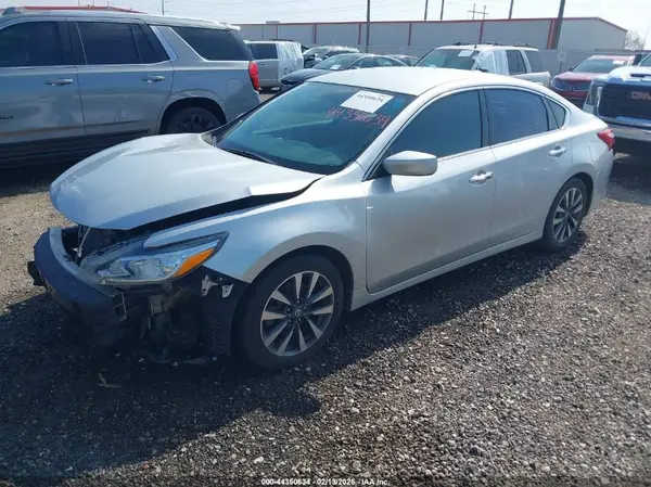 1N4AL3AP0HC254588 2017 NISSAN ALTIMA - Image 2