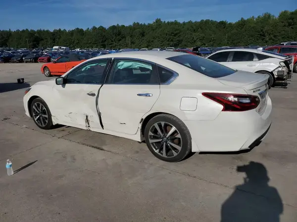 1N4AL3AP0HC255207 2017 NISSAN ALTIMA - Image 2