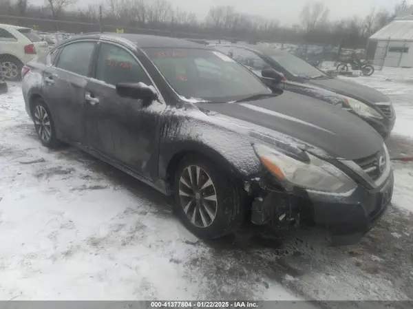 1N4AL3AP0HC258477 2017 NISSAN ALTIMA - Image 1