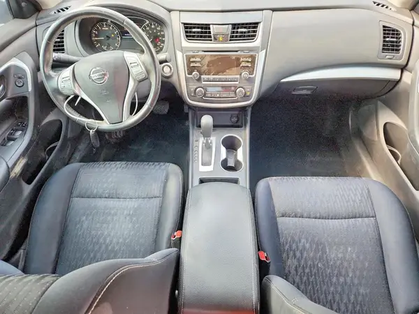 1N4AL3AP0HC260455 2017 NISSAN ALTIMA - Image 8