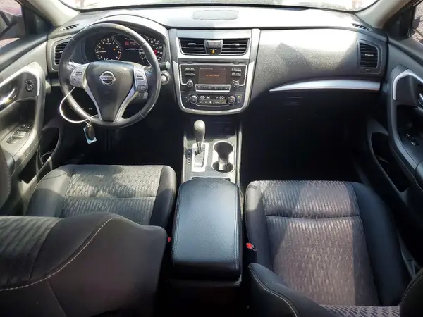 1N4AL3AP0HC261816 2017 NISSAN ALTIMA - Image 8