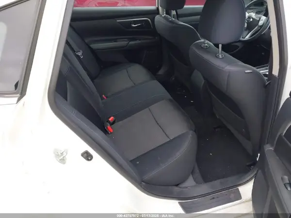 1N4AL3AP0HC263100 2017 NISSAN ALTIMA - Image 8