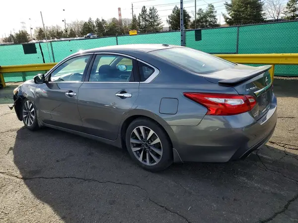 1N4AL3AP0HC264585 2017 NISSAN ALTIMA - Image 2