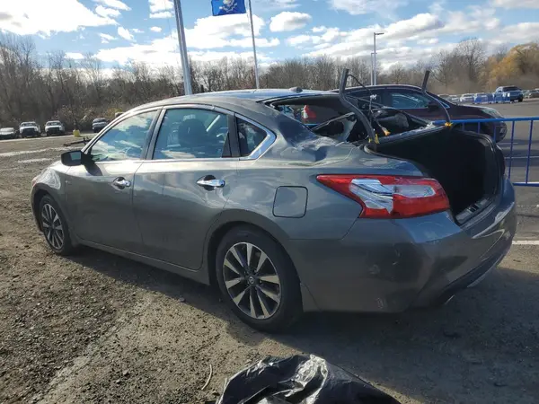 1N4AL3AP0HC265476 2017 NISSAN ALTIMA - Image 2