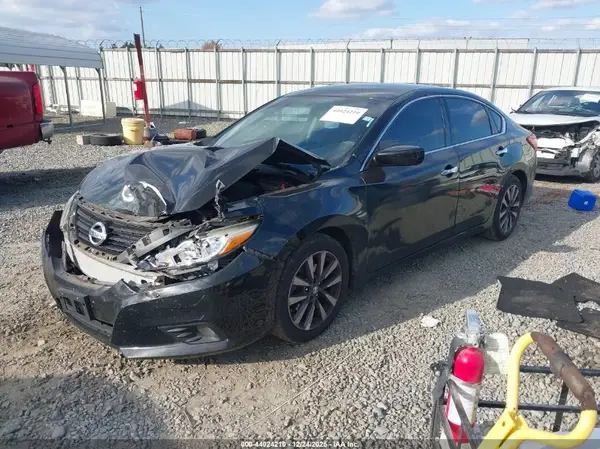 1N4AL3AP0HC266286 2017 NISSAN ALTIMA - Image 2