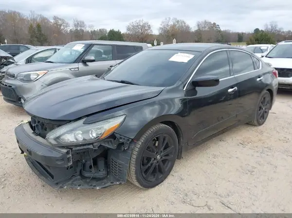 1N4AL3AP0HC267244 2017 NISSAN ALTIMA - Image 2