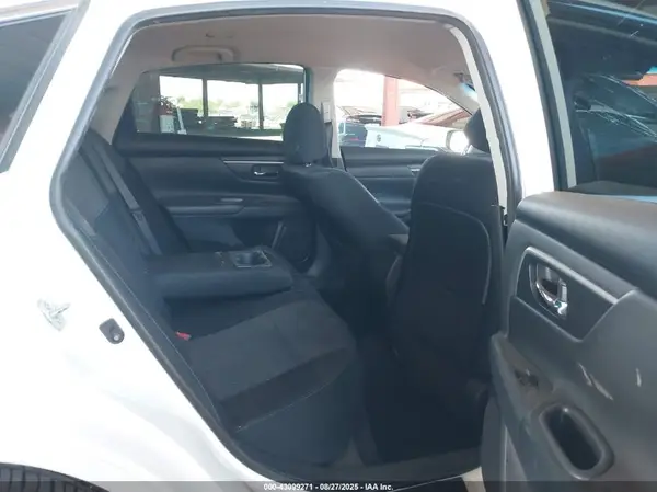 1N4AL3AP0HC268295 2017 NISSAN ALTIMA - Image 8