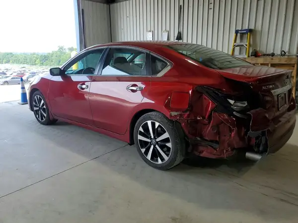 1N4AL3AP0HC268555 2017 NISSAN ALTIMA - Image 2