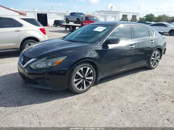 1N4AL3AP0HC268880 2017 NISSAN ALTIMA - Image 2