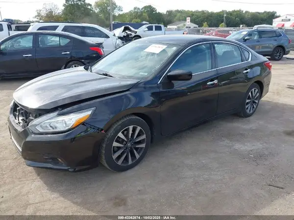 1N4AL3AP0HC277501 2017 NISSAN ALTIMA - Image 2