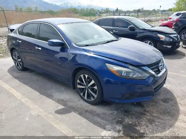 1N4AL3AP0HC278809 2017 NISSAN ALTIMA - Image 1