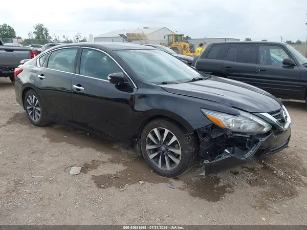 1N4AL3AP0HC278888 2017 NISSAN ALTIMA - Image 1