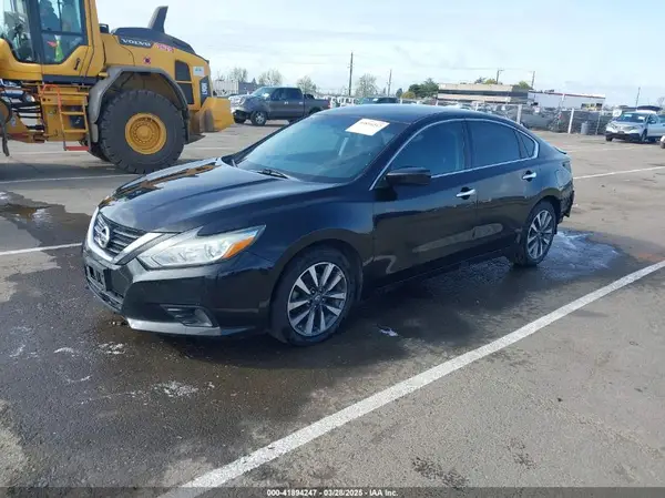 1N4AL3AP0HC283203 2017 NISSAN ALTIMA - Image 2