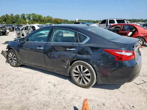 1N4AL3AP0HC284710 2017 NISSAN ALTIMA - Image 2
