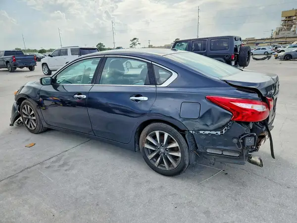 1N4AL3AP0HC285954 2017 NISSAN ALTIMA - Image 2