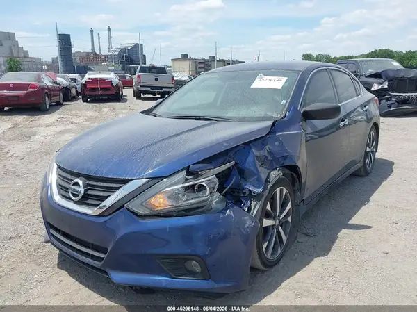 1N4AL3AP0HC286022 2017 NISSAN ALTIMA - Image 2