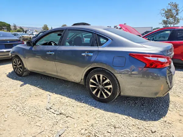 1N4AL3AP0HC287638 2017 NISSAN ALTIMA - Image 2