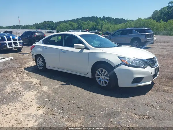 1N4AL3AP0HC291608 2017 NISSAN ALTIMA - Image 1