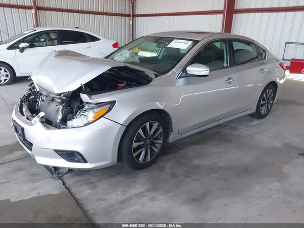 1N4AL3AP0HC292032 2017 NISSAN ALTIMA - Image 2