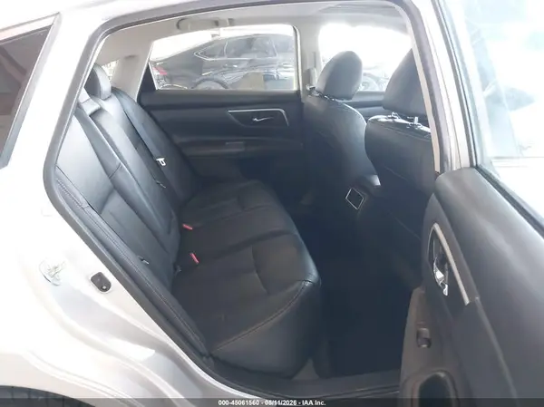 1N4AL3AP0HC292032 2017 NISSAN ALTIMA - Image 8