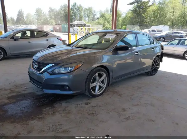 1N4AL3AP0HC295156 2017 NISSAN ALTIMA - Image 2
