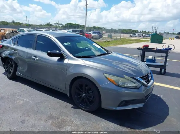 1N4AL3AP0HC297523 2017 NISSAN ALTIMA - Image 1