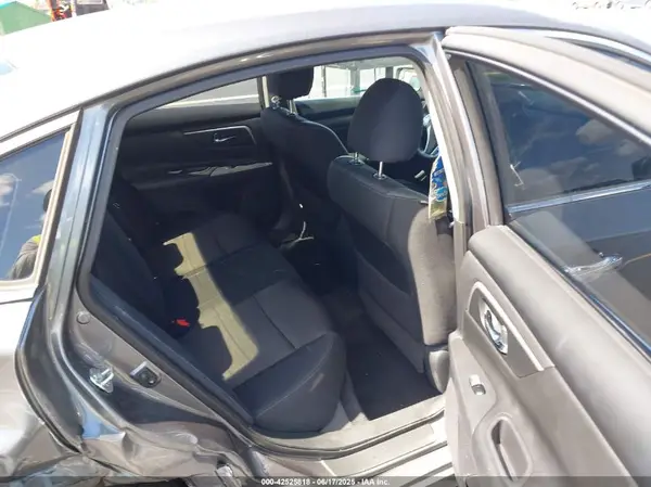 1N4AL3AP0HC297523 2017 NISSAN ALTIMA - Image 8