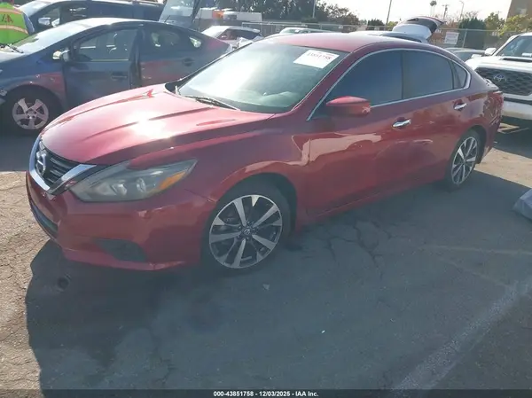 1N4AL3AP0HC298025 2017 NISSAN ALTIMA - Image 2