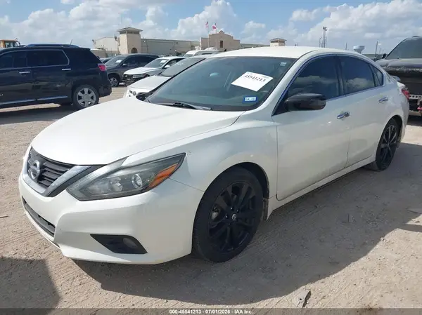 1N4AL3AP0HC298557 2017 NISSAN ALTIMA - Image 2