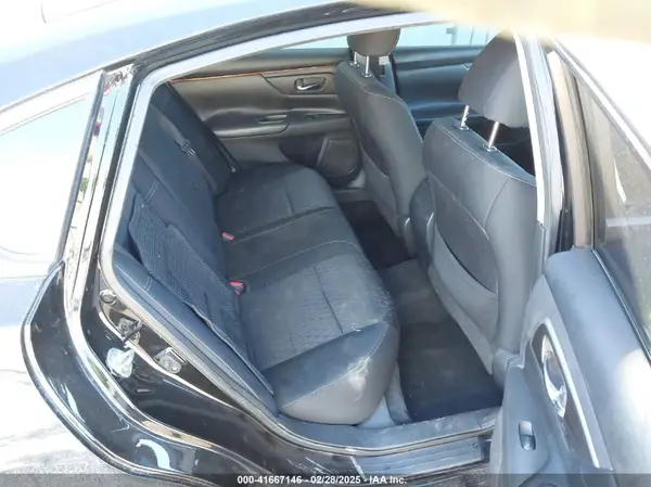 1N4AL3AP0HC299160 2017 NISSAN ALTIMA - Image 8
