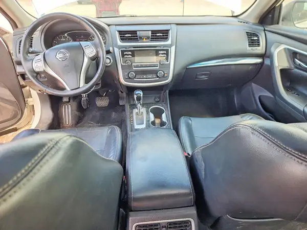 1N4AL3AP0HC470733 2017 NISSAN ALTIMA - Image 8
